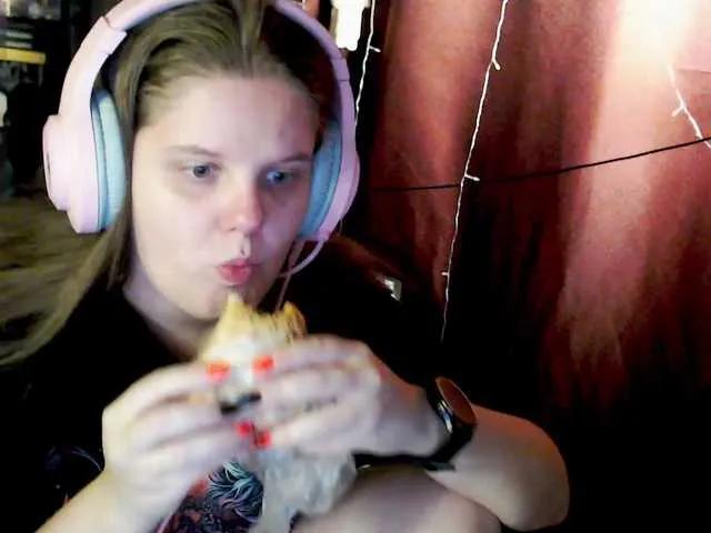 alicepussy — I love kindness, sincerity, generosity, high intelligence, the main thing is that a man is responsive and kind to me.