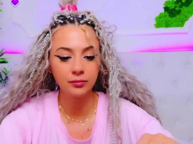 AriannaSins on BongaCams 