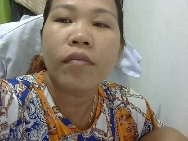 Bunnygreen — generous,kind, also talk about fantasies, dreams, have sense of humor and talking about our future, watching your cam in exclusive. I love you stealing me away for a block session and showing everyone I'm all yours and you're not sharing me!...