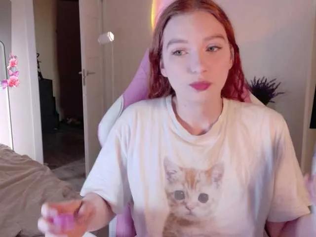 cinnabongirl on BongaCams 