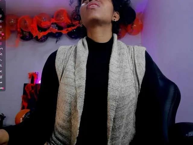 Ellie-Alves on BongaCams 