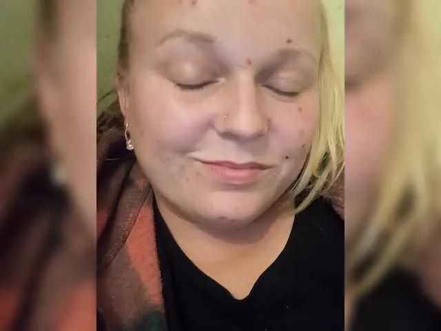 EmmaXlove on BongaCams 