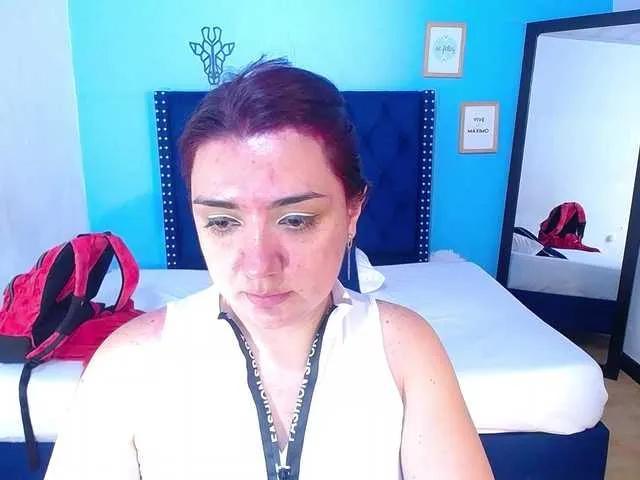 kinky-redhead18 on BongaCams 