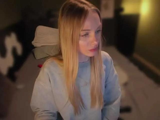 Mini-Tiny on BongaCams 