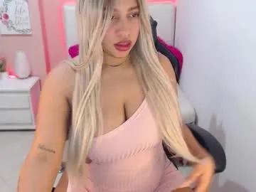 angelina_mia — GOAL: All naked [105 tokens remaining] Welcome to my room  #latina #milk #bigass #ebony #bigboobs