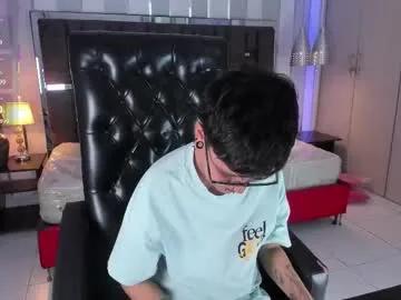 charlietaylor_ — My domi it's losing the control, take it  #lovense  x3 min #tomboy #ftm #smalltits #squirt [199 tokens remaining]