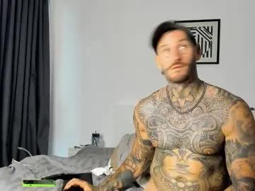 lucasexclusive — OF- lucasexclusive MASSIVE CUM SHOT [1999 tokens remaining] #british #findom #tattoo #muslce #master