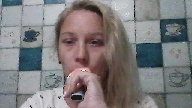 Anna_wey on StripChat 