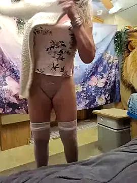 annika_lately's avatar