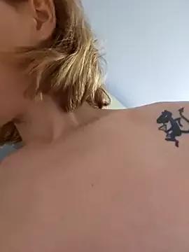 BabySPieS on StripChat 