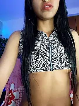 bonnie_18x on StripChat 