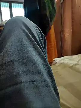 COUPLLE_VILLAGE's avatar