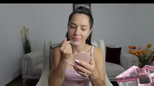 Emmapmg on StripChat 