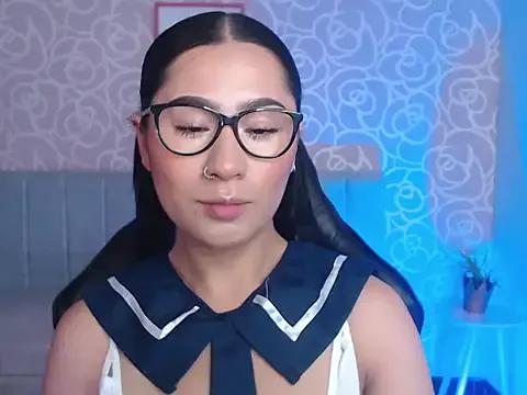 evelyn_ch_ on StripChat 