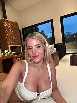 jasminesummer — Freechat on StripChat