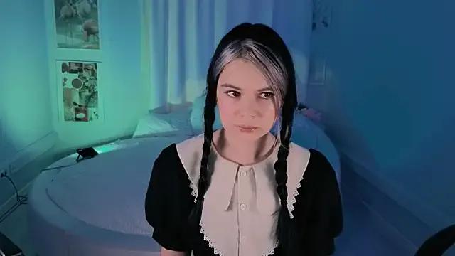 Lil_Amelie on StripChat 