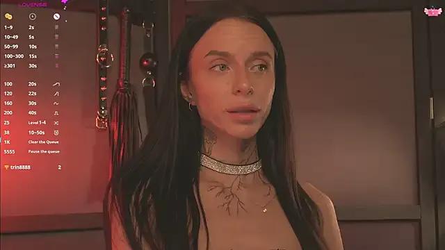 livia_starwars on StripChat 