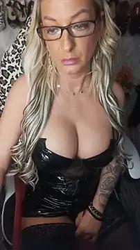 Luiza_Hammer's avatar