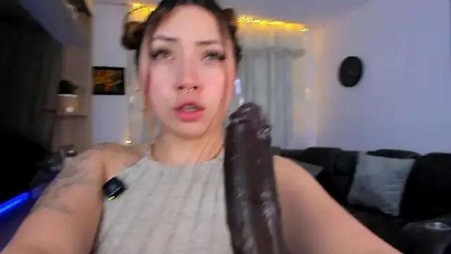 Mariana_Castro9 — missionary big dildo