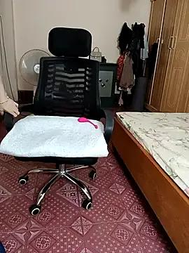 Moona_heny on StripChat 