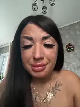 RuslanaXX — Lick nippels