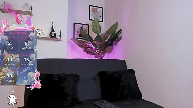 samarahanss on StripChat 