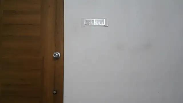 Sarah_loverbot on StripChat 