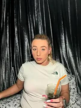 Strongqueen's avatar