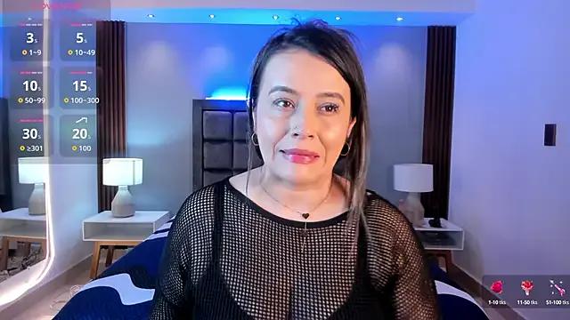 Susann_Ross on StripChat 