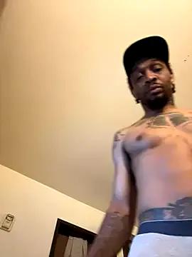 thefreakscomeoutatnight's avatar