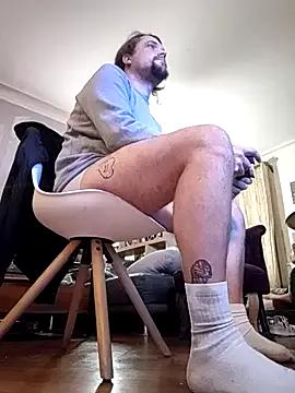 Titilouonlyf69 on StripChat 